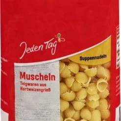 Jeden Tag Suppennudeln Muscheln